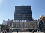 ＪＲ「新橋駅」 銀座口より徒歩30秒。
新橋のランドマーク「ニュー新橋ビル」6階にあります